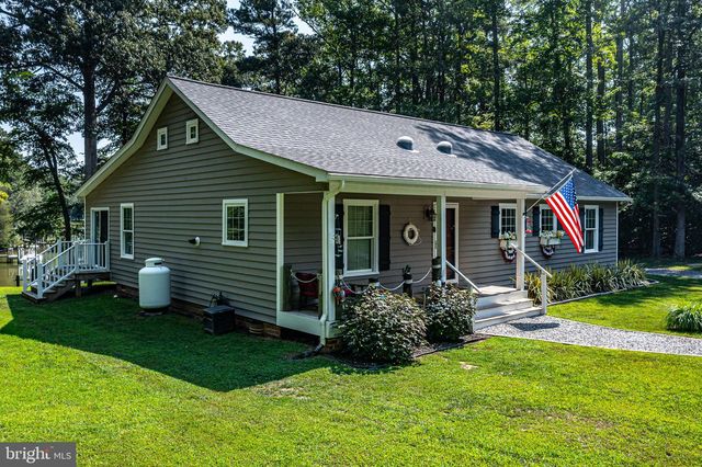 205 TRUMPS COURT, Reedville, VA 22539