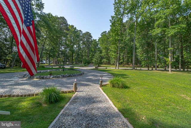 205 TRUMPS COURT, Reedville, VA 22539