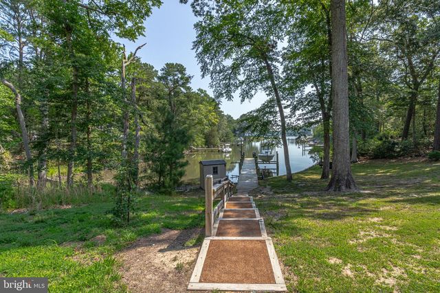 205 TRUMPS COURT, Reedville, VA 22539