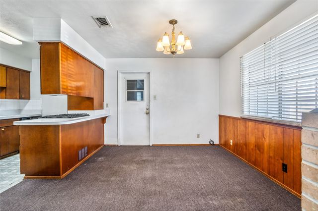 724 E Mustang Street, Crowley, TX 76036