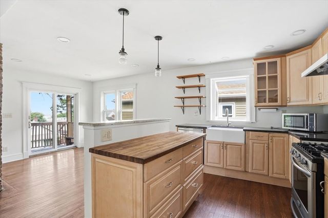 16-18 Logan St, Boston, MA 02119