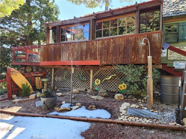 372 Cedarbrook Drive, Twin Peaks, CA 92391