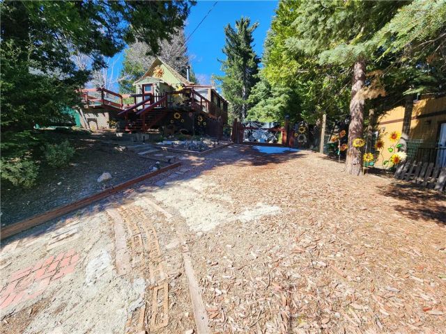 372 Cedarbrook Drive, Twin Peaks, CA 92391