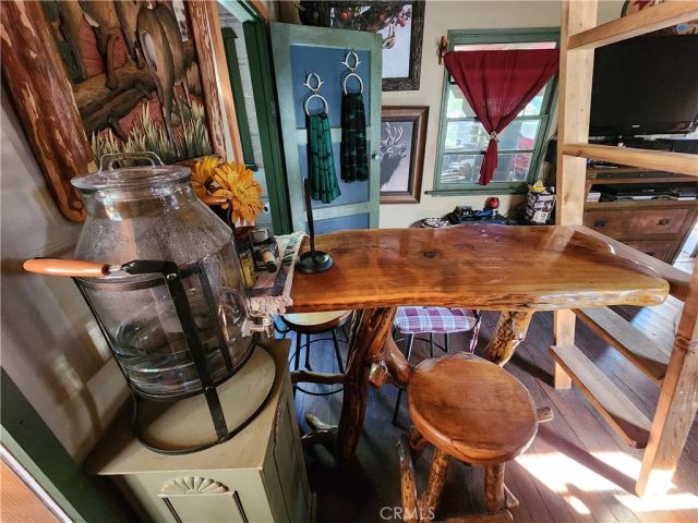 372 Cedarbrook Drive, Twin Peaks, CA 92391