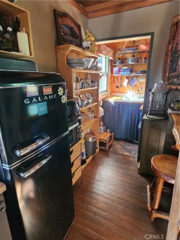 372 Cedarbrook Drive, Twin Peaks, CA 92391