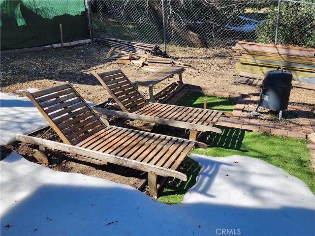 372 Cedarbrook Drive, Twin Peaks, CA 92391