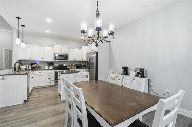 484 Olive Court, Warrensburg, MO 64093