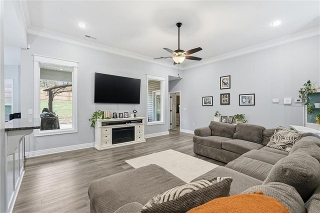 484 Olive Court, Warrensburg, MO 64093