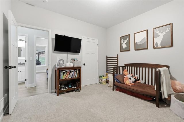 484 Olive Court, Warrensburg, MO 64093