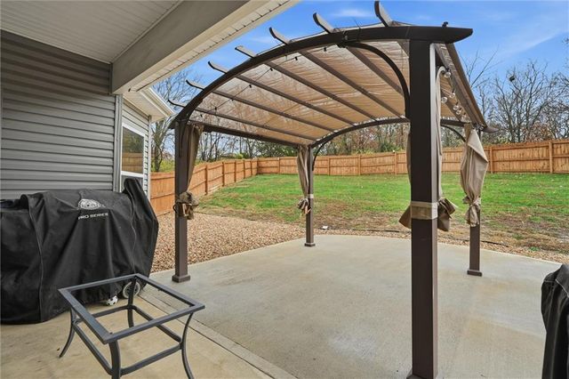 484 Olive Court, Warrensburg, MO 64093