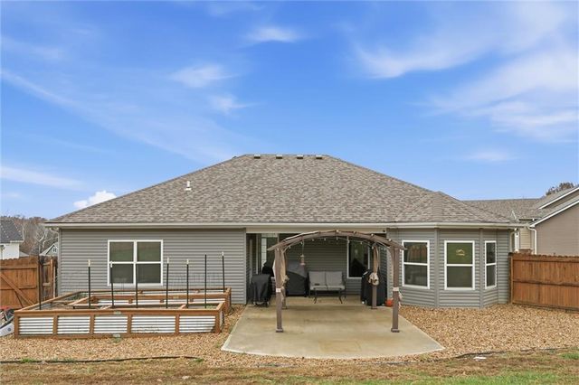 484 Olive Court, Warrensburg, MO 64093