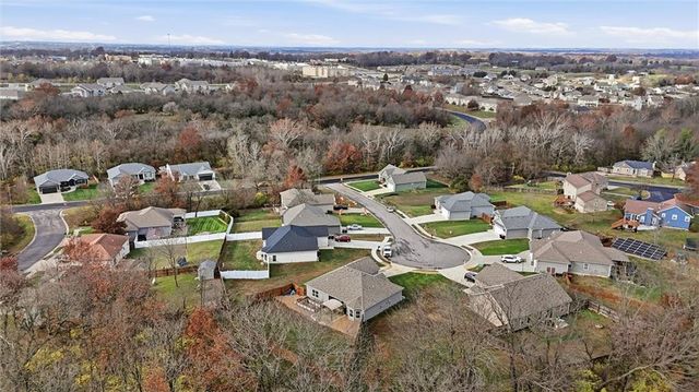 484 Olive Court, Warrensburg, MO 64093