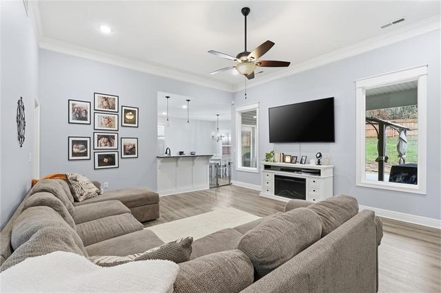 484 Olive Court, Warrensburg, MO 64093