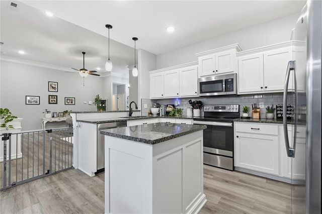 484 Olive Court, Warrensburg, MO 64093