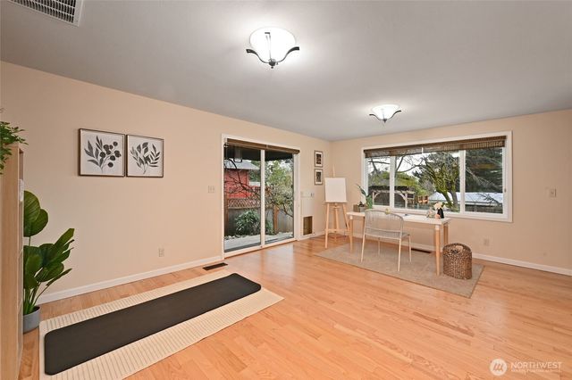 22432 98th Avenue W, Edmonds, WA 98020