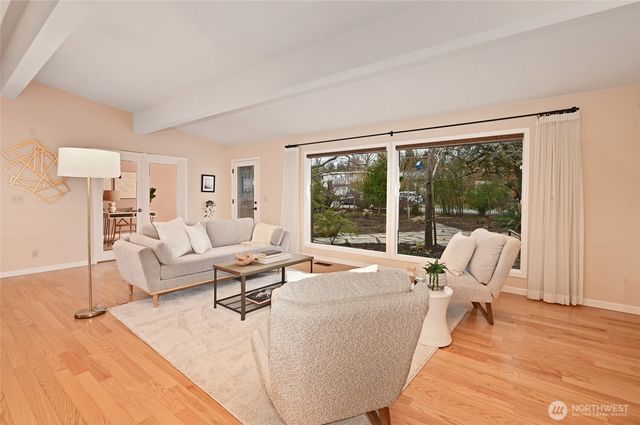 22432 98th Avenue W, Edmonds, WA 98020