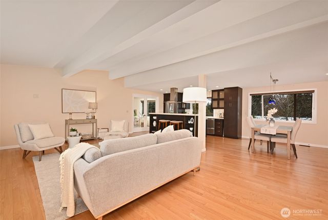 22432 98th Avenue W, Edmonds, WA 98020