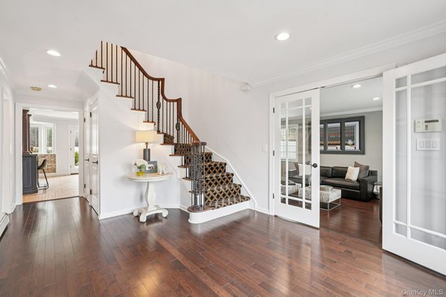 8 Tor Terrace, New City, NY 10956