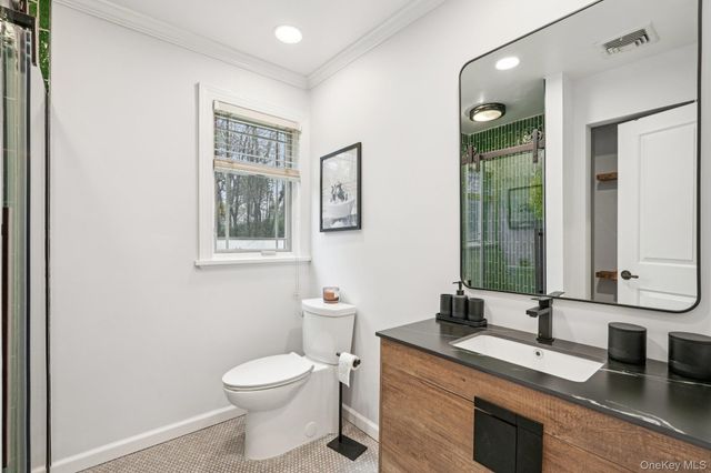 8 Tor Terrace, New City, NY 10956