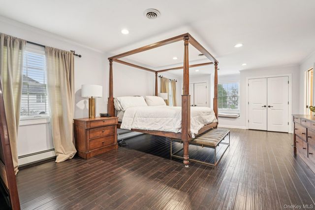 8 Tor Terrace, New City, NY 10956