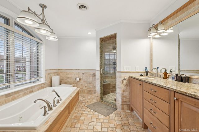 8 Tor Terrace, New City, NY 10956