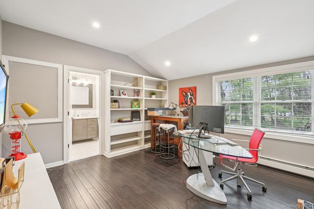 8 Tor Terrace, New City, NY 10956