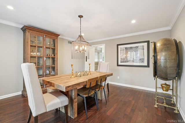 8 Tor Terrace, New City, NY 10956