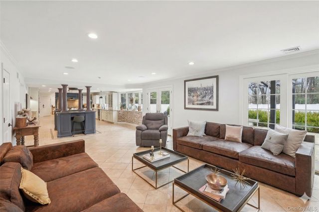 8 Tor Terrace, New City, NY 10956