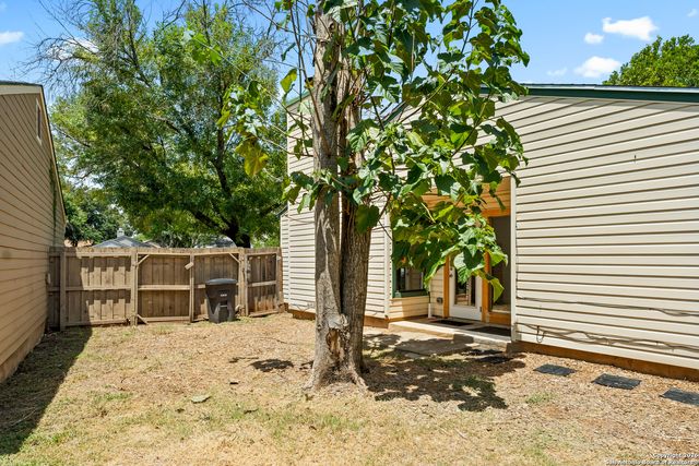 6248 Valley Queen, San Antonio, TX 78250