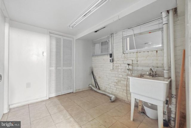 3820 10TH ST NW, Washington, DC 20011