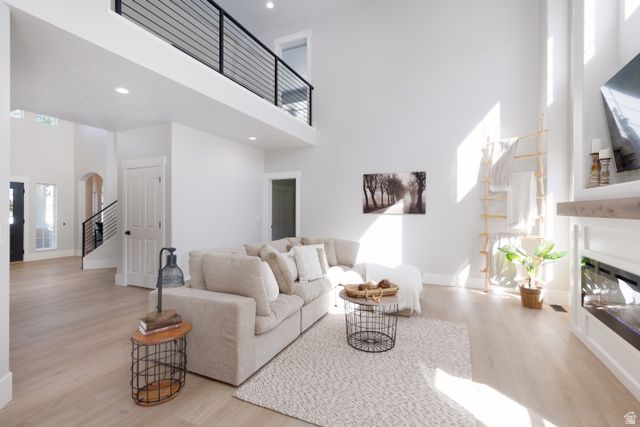 691 E KINGS PEAK CV, Draper, UT 84020