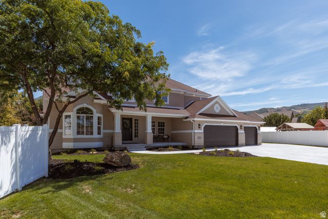 691 E KINGS PEAK CV, Draper, UT 84020