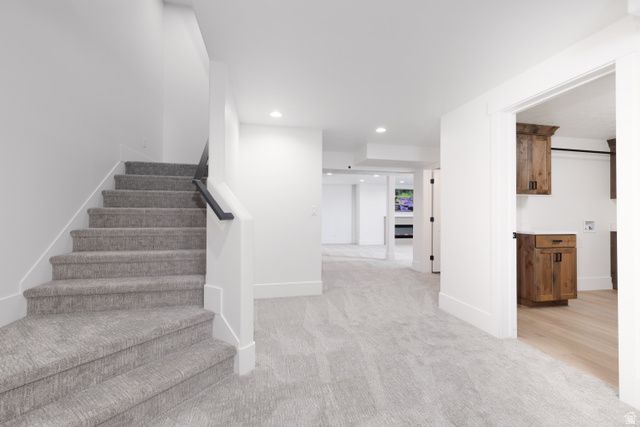 691 E KINGS PEAK CV, Draper, UT 84020