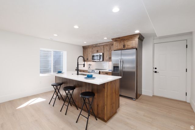 691 E KINGS PEAK CV, Draper, UT 84020