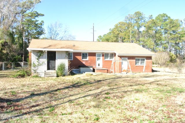 213 Russell Street, Beaufort, NC 28516
