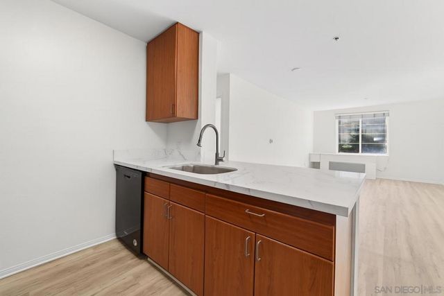 1435 India St 406, San Diego, CA 92101