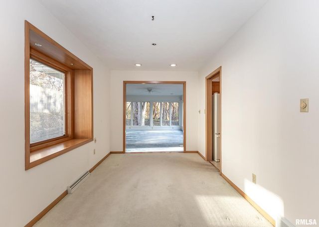 3332 16TH Street, Moline, IL 61265