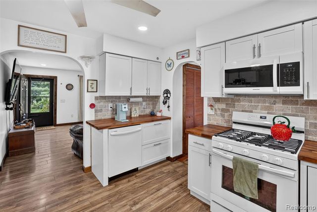 4855 Briggs Road, Otter Lake, MI 48464