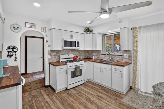 4855 Briggs Road, Otter Lake, MI 48464