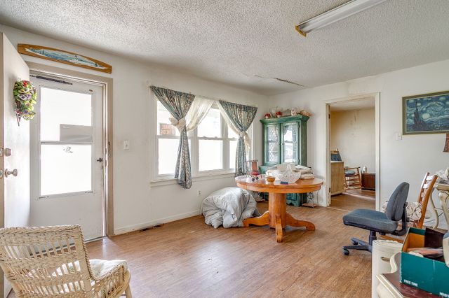 116 Westline Road, Azle, TX 76020