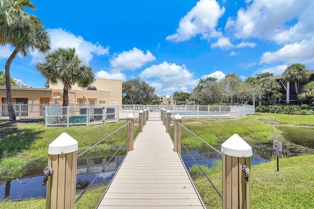 2811 SW 87th Terrace 1201, Davie, FL 33328