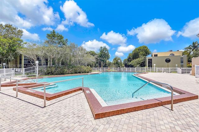 2811 SW 87th Terrace 1201, Davie, FL 33328