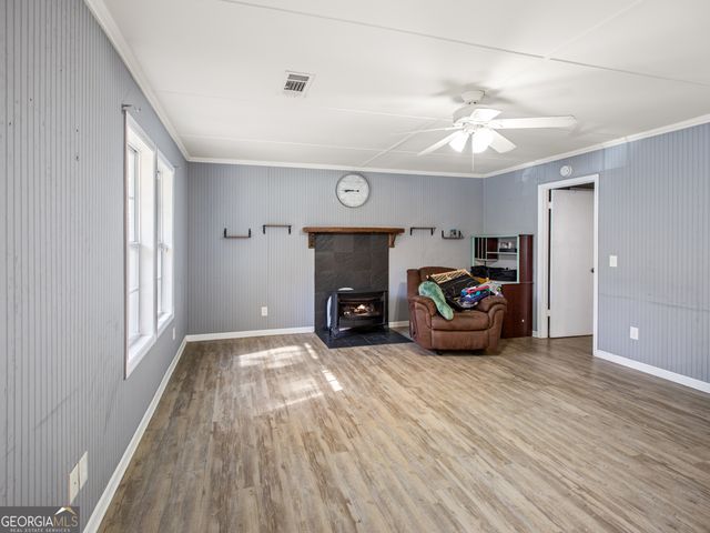 147 Briarwood Drive, Cleveland, GA 30528