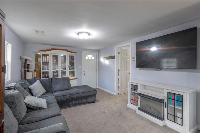 5127 Rinker Road, Kansas City, MO 64129