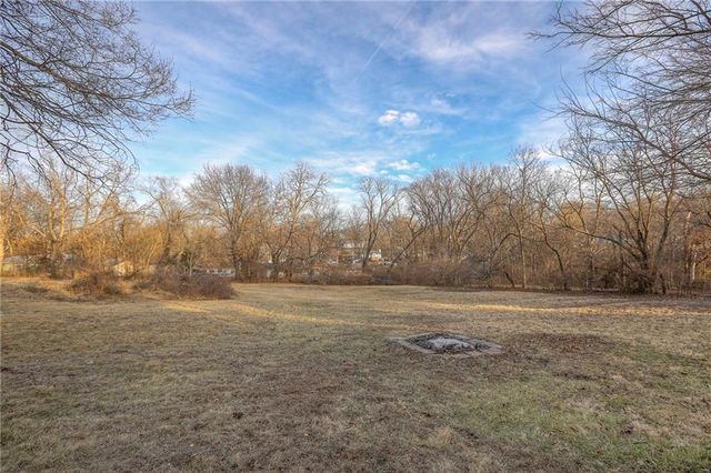 5127 Rinker Road, Kansas City, MO 64129