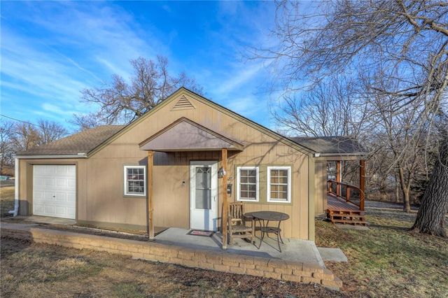 5127 Rinker Road, Kansas City, MO 64129