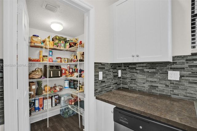 2502 NE 1st Street 0, Homestead, FL 33033