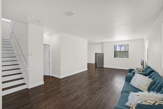 2502 NE 1st Street 0, Homestead, FL 33033