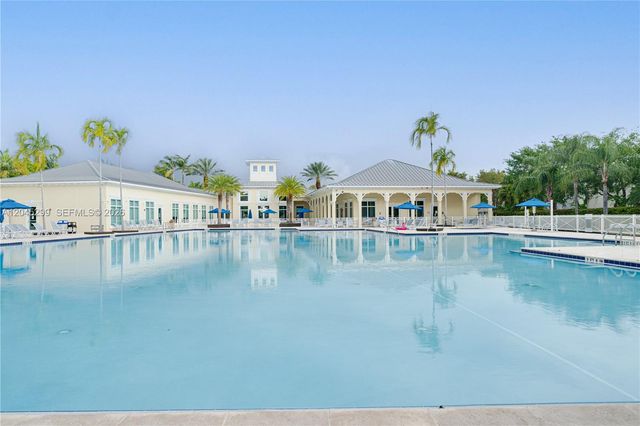 2502 NE 1st Street 0, Homestead, FL 33033