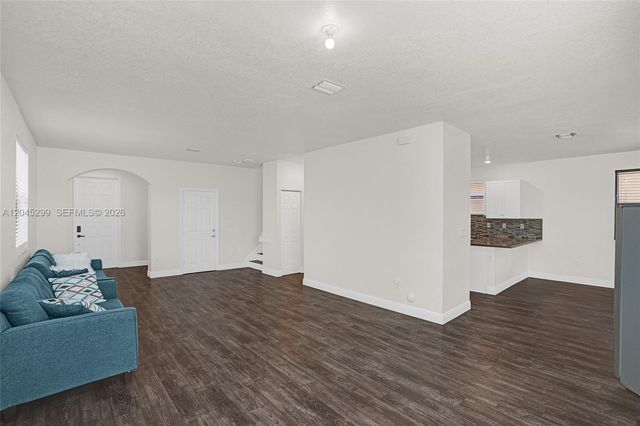 2502 NE 1st Street 0, Homestead, FL 33033